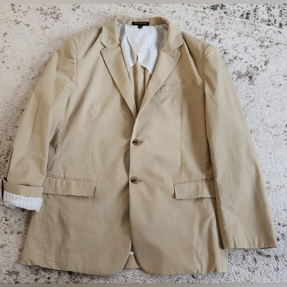 Banna Republic mens 46r slim fit beige Blazer!